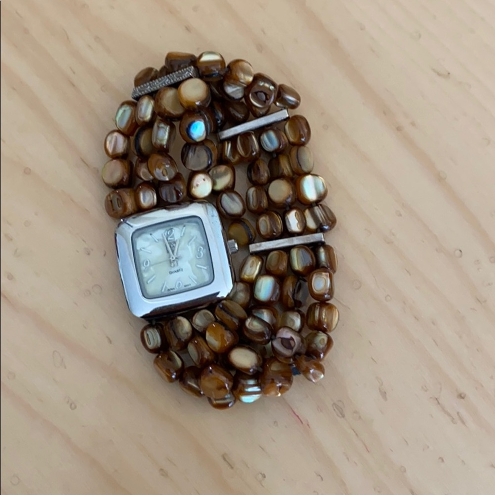 Pre-owned Quartz beaded watch